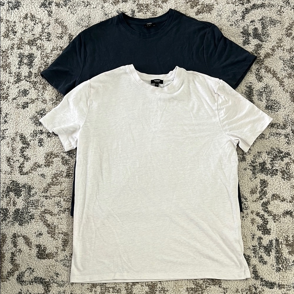 Set of 2 Express Linen-Blend Crew Neck T-Shirt size medium